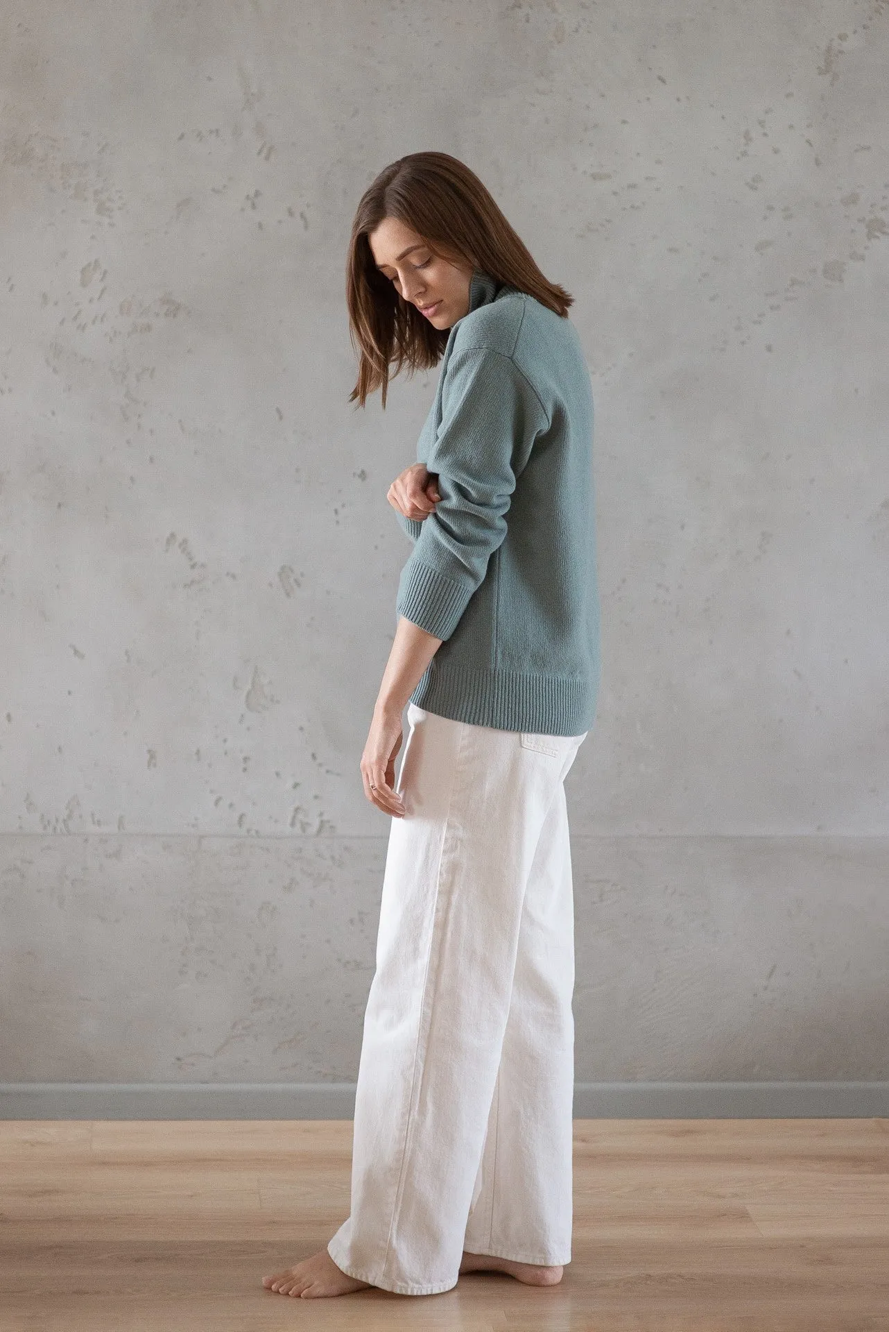 Cosy Classic Oversized Wool Turtleneck - Green