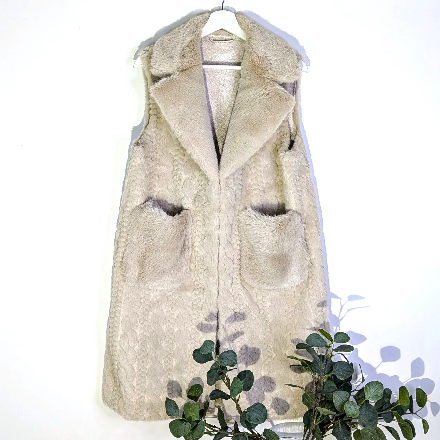 Luxury faux fur long gilet with pockets