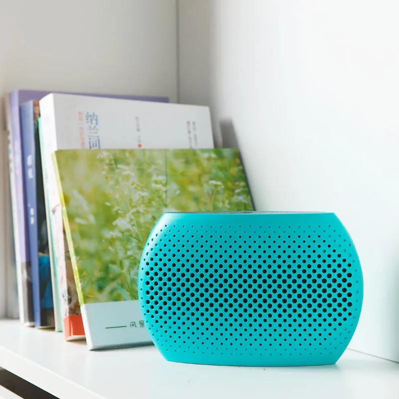 Mini dehumidifier for wardrobe