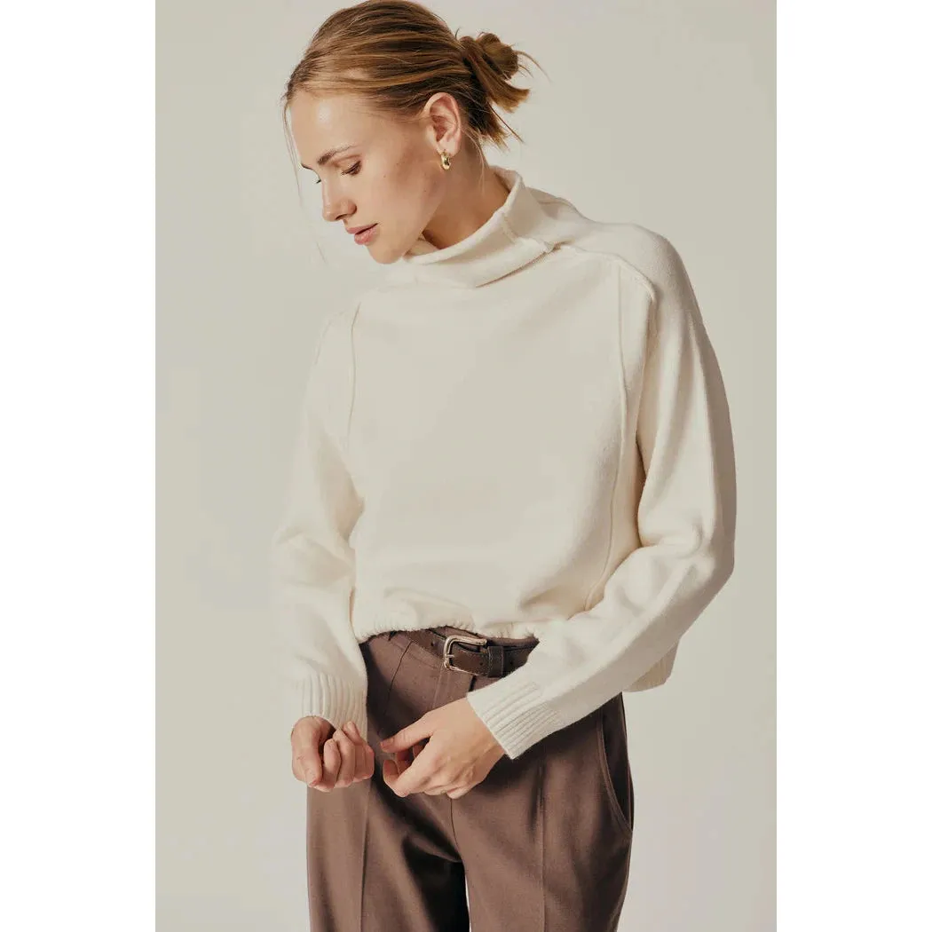 Monarda Turtleneck Sweater - Deluc